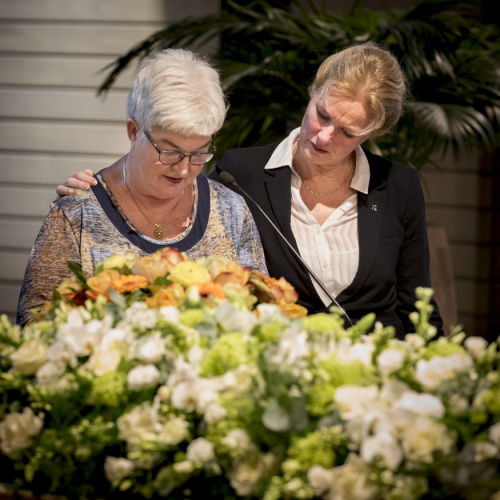 afscheidsbijeenkomst aula Crematorium Eikelenburg te Rijswijk 9923.jpg