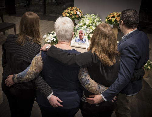 afscheidsbijeenkomst aula Crematorium Eikelenburg te Rijswijk 0041.jpg